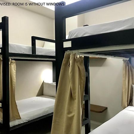 Sunburn Suites And Rooftop Bar Coron Bagian luar foto